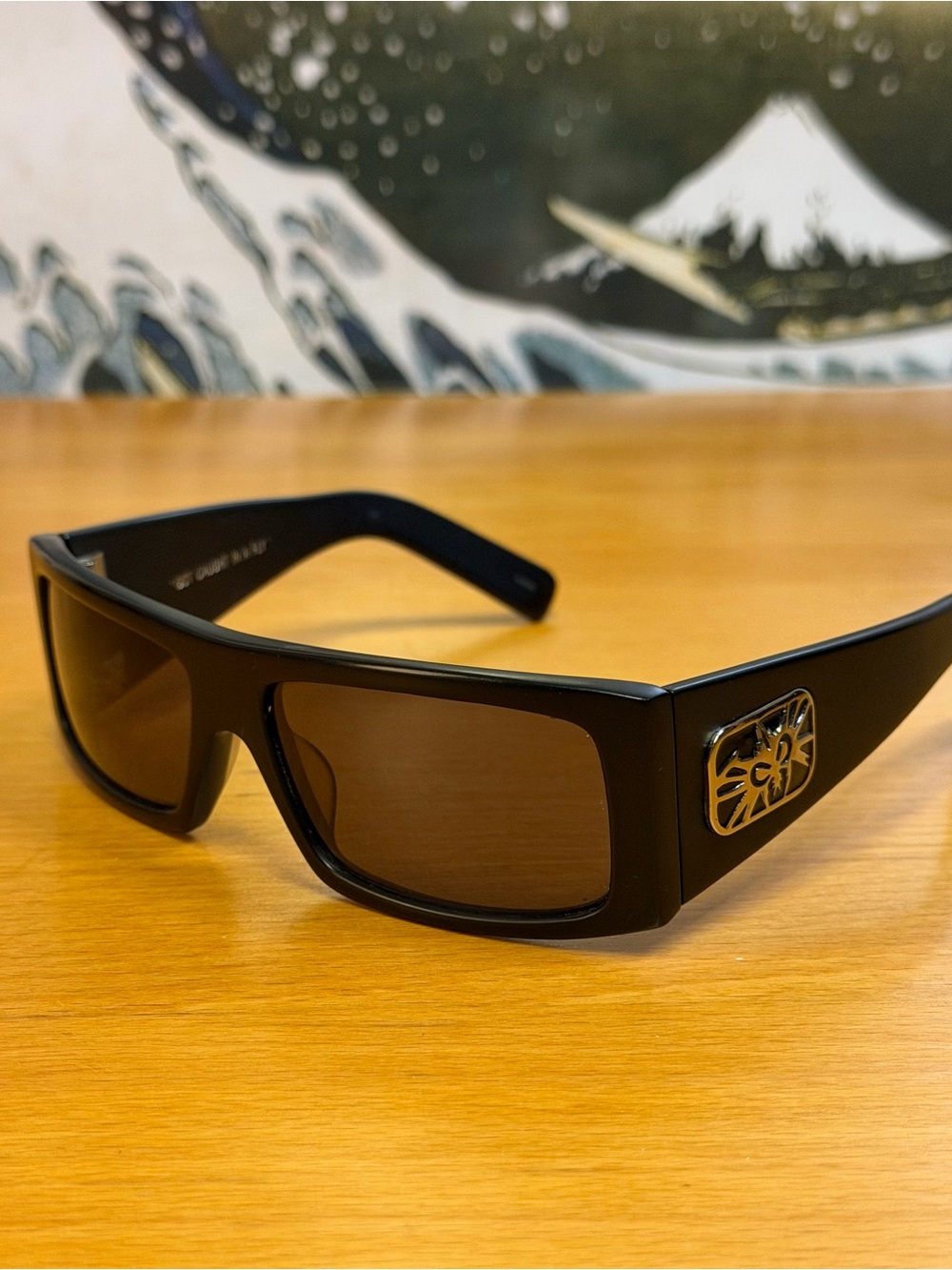 Black Flys 2000’s Rectangular Sunglasses with gold Emblem